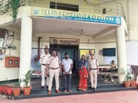 राजनांदगांव : पत्नी ने दूसरे व्यक्ति के साथ मिलकर रची पति की हत्या की साजिश, चिचोला पुलिस ने किया अंधे कत्ल का खुलासा…