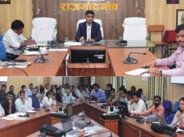 राजनांदगांव: सड़क दुर्घटनाओं की रोकथाम के साथ दुर्घटना पीडि़तों को त्वरित राहत दिलाएं – कलेक्टर…