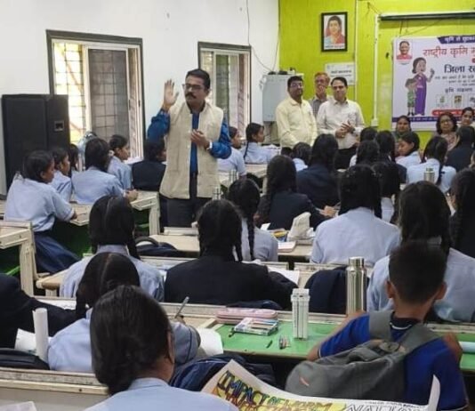 राजनांदगांव: राष्ट्रीय कृमि मुक्ति दिवस पर बच्चों को खिलाई गई एलबेन्डाजोल की दवा…