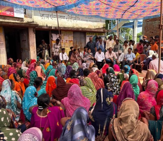 डोंगरगढ़: बोईरडीह में प्रस्तावित बायोगैस प्लांट का ग्रामीणों ने किया विरोध, हर्षिता स्वामी बघेल ने की चौपाल…