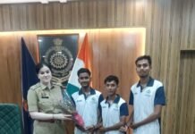 राजनांदगांव: पुणे में छत्तीसगढ़ का दम दिखाएगा ट्रायथलॉन दल, आईजी-एसपी ने दी शुभकामनाएं…