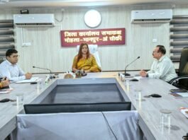 मेहनत और हुनर से थैलीटोला की महिलाएं गढ़ रहीं आत्मनिर्भरता की कहानी…