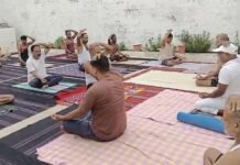 राजनांदगांव जेल में बंदियों को योग प्रशिक्षण, पुनर्वास और स्वरोजगार की दिशा में पहल…