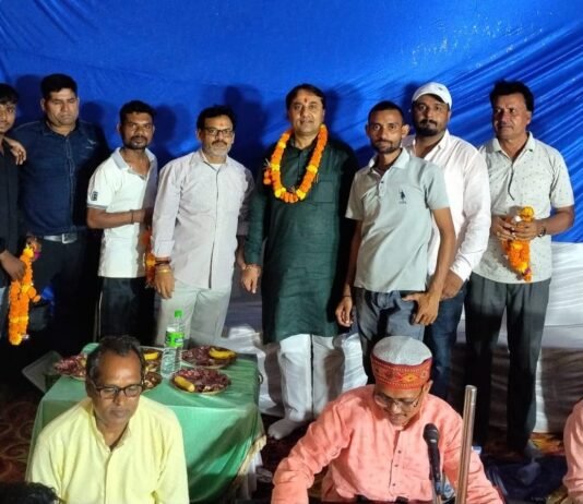 राजनांदगांव: भक्ति और उल्लास से सराबोर हुआ बसंतपुर, शनिदेव जयंती एवं हरेली पर्व पर उमड़ा जनसैलाब महापूजा, भंडारा और रामायण मंडली की शानदार प्रस्तुति ने बांधा समां…