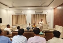 राजनांदगांव: चार जिलों में विद्युत विकास को मिलेगी नई रफ्तार, सांसद संतोष पाण्डे ने ली मैदानी अधिकारियों की समीक्षा बैठक…