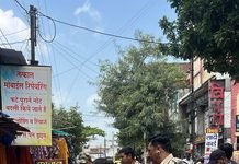 राजनांदगांव: आयुक्त मरकाम एवं यातायात के डीएसपी वाजपेयी ने निगम व यातायात अमला के साथ बाजार क्षेत्र में किया पैदल भ्रमण…