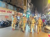 राजनांदगांव: गणेश पर्व पर पुलिस फुल एक्शन मोड में, 500 जवानों की तैनाती…
