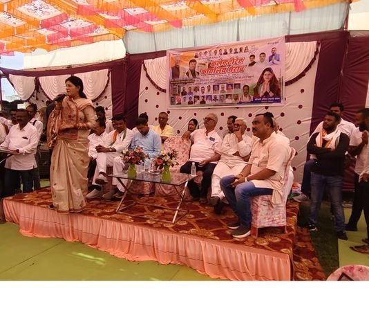 खैरागढ़: जनसमस्याओं को लेकर विधायक हर्षिता स्वामी बघेल के नेतृत्व में खैरागढ़ कलेक्ट्रेट का घेराव…