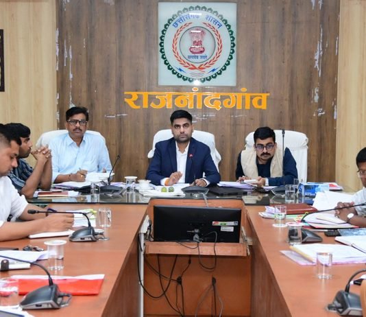 राजनांदगांव: कलेक्टर ने सेवा संकल्प अभियान की तैयारियों के संबंध में दिए आवश्यक निर्देश…