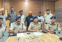 राजनांदगांव : घर सूना होने की खबर देकर बुलाया साथी, दिनदहाड़े लाखों की चोरी का पुलिस ने किया पर्दाफाश…