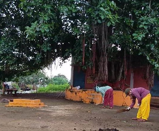 राजनांदगांव : शीतला तालाब सहित नगर के विभिन्न स्थानों पर जनप्रतिनिधियों, अधिकारियों-कर्मचारियों एवं स्वच्छता कर्मियों ने किया श्रमदान…