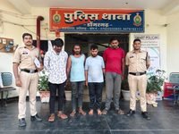 ट्रैक्टर की बैटरी चोरी मामले में चार आरोपी गिरफ्तार, दो बैटरियां बरामद…