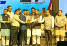 महासमुंद : पैरा एथलेटिक्स में लक्की यादव को शहीद राजीव पांडेय पुरस्कार एवं सुखदेव व निखिल को मिला शहीद कौशल यादव पुरस्कार…