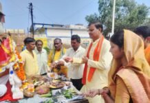 राजनांदगांव: फारेस्ट कालोनी शिव नगर में सामुदायिक भवन, महारानी लक्ष्मी बाई स्कूल के पास कृष्ण मंदिर जीर्णोद्धार, शंकरपुर तथा नवागांव मंे कृष्ण मंदिर का महापौर ने किया लोकार्पण…