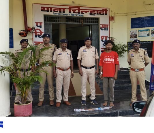 अटल चौक में तलवार लहराकर राहगीरों को धमकाने वाला युवक गिरफ्तार…