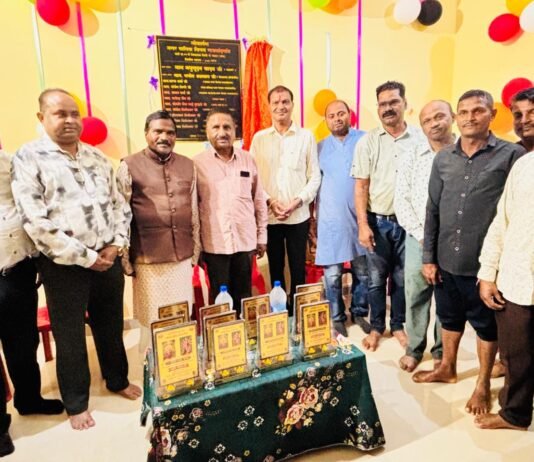 राजनांदगांव: पुराना ढाबा में विधायक निधि से बना मंच एवं नया ढाबा में विधायक निधि व पार्षद निधि से शहरी स्वास्थ्य सुविधा केन्द्र का हुआ निर्माण, महापौर ने किया लोकार्पण…