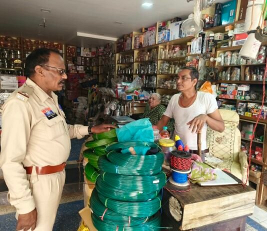 नाबालिगों को चाकू-छुरी बेचने वालों पर होगी कार्रवाई, खैरागढ़ पुलिस ने चलाया विशेष अभियान…