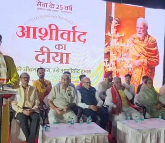 राजनांदगांव: आर्शीवाद का दीया एक लाख से अधिक दीप प्रज्वलन कार्यक्रम की सफलता पर महापौर मधुसूदन यादव ने जताया आभार…