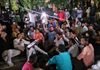 राजनांदगांव: गौरीनगर में गोवंश का कटा सिर मिलने पर बवाल, हिंदू संगठनों ने कोतवाली का किया घेराव…