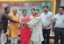 उत्कृष्ट शिक्षक सम्मान से विश्राम निर्मलकर ने बढ़ाया रजक समाज का गौरव, शिक्षा एवं समाज सेवा के क्षेत्र में उल्लेखनीय योगदान के लिए किया गया सम्मानित…