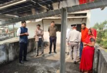 राजनांदगांव: कलेक्टर ने ग्राम सुंदरा में हितग्राही के घर स्थापित सोलर पैनल का किया अवलोकन…