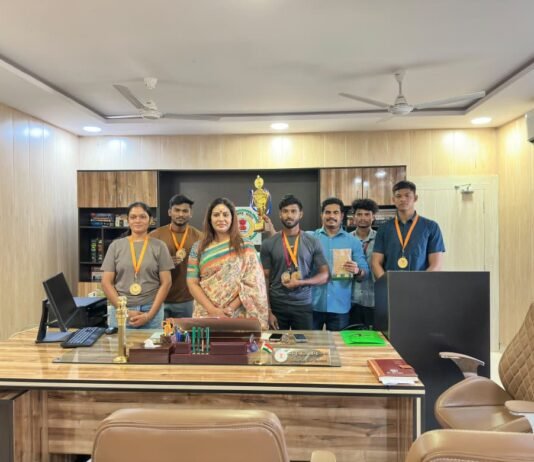 राज्य स्तरीय पावरलिफ्टिंग प्रतियोगिता में मोहला का शानदार प्रदर्शन, मिला बेस्ट टीम का अवार्ड…