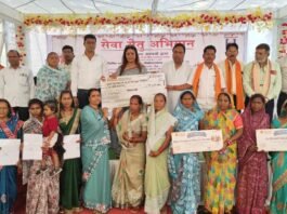 सेवा संकल्प अभियान के तहत आमाटोला में लगा सेवा सेतु शिविर…