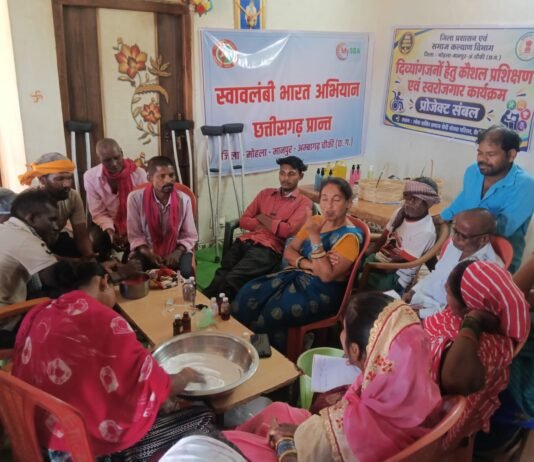 दिव्यांगजनों के हुनर को मिला नया आयाम, ‘प्रोजेक्ट सम्बल’ से आत्मनिर्भरता की ओर बढ़ते कदम…