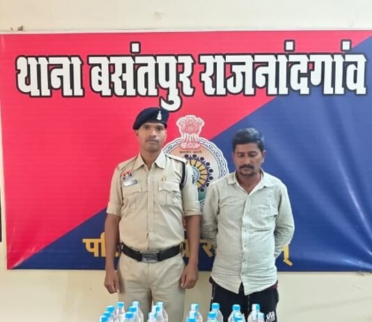 राजनांदगांव: मोहारा बायपास में अवैध शराब बिक्री करते आरोपी गिरफ्तार…