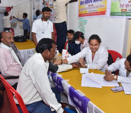 राजनांदगांव: सेवा संकल्प अभियान, निगम परिसर में आयोजित मेगा कैम्प में 40 आवेदन प्राप्त…